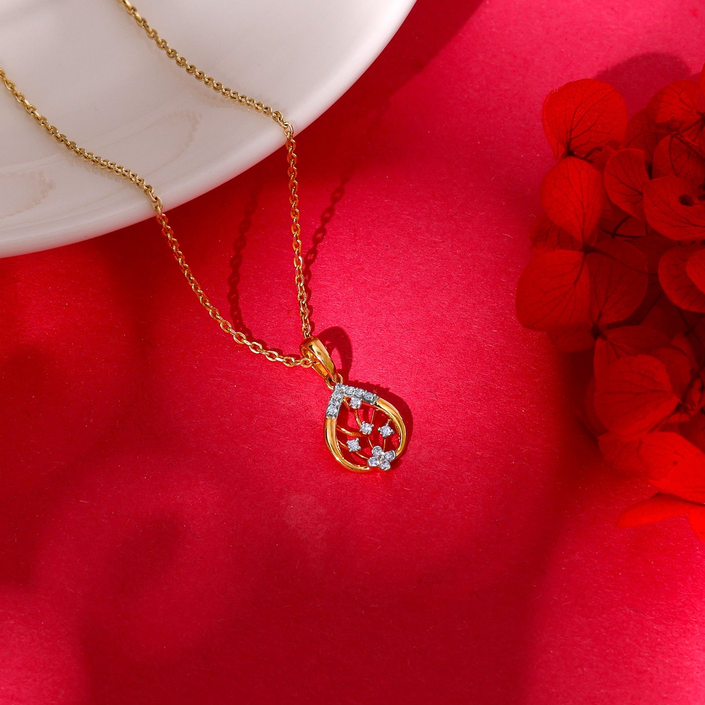 Gold Satomi Diamond Pendant