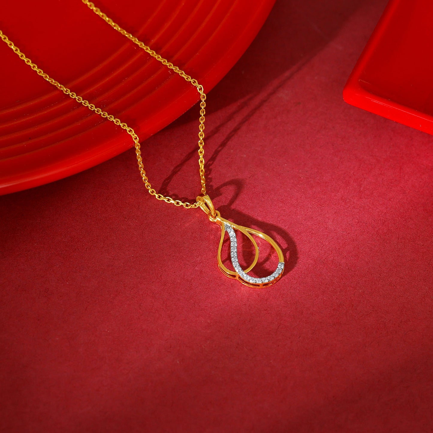 Gold Dual Dewdrop Diamond Pendant