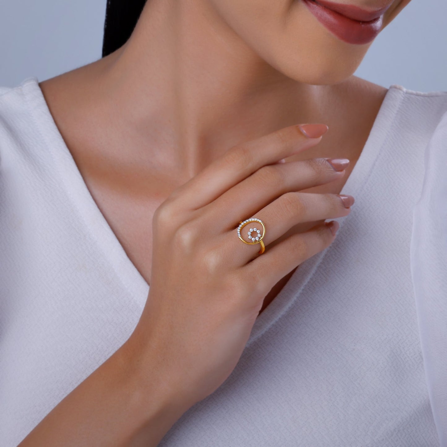 Gold Serene Flora Diamond Ring