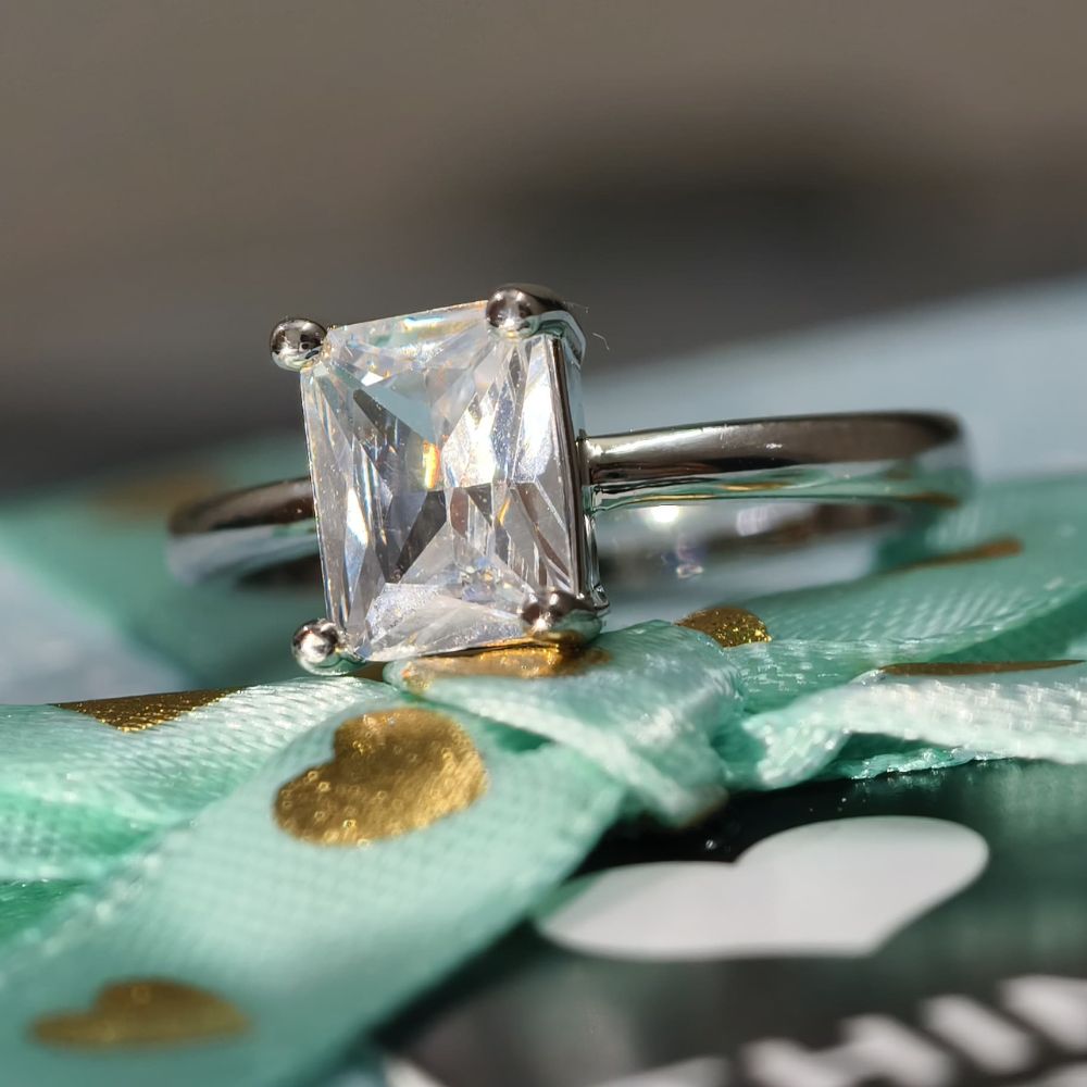 Radiant Cut Moissanite Engagement Ring