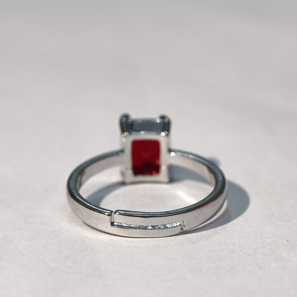 Elegant Princess-Cut Red Gemstone Solitaire Ring