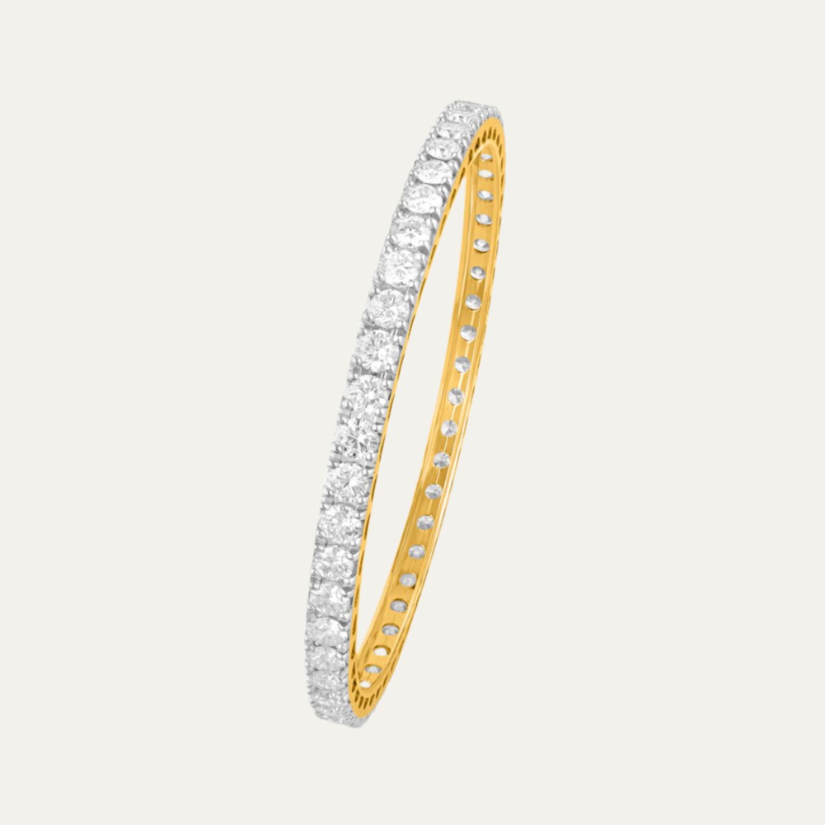 Aukera - Elegant Diamond Bangle
