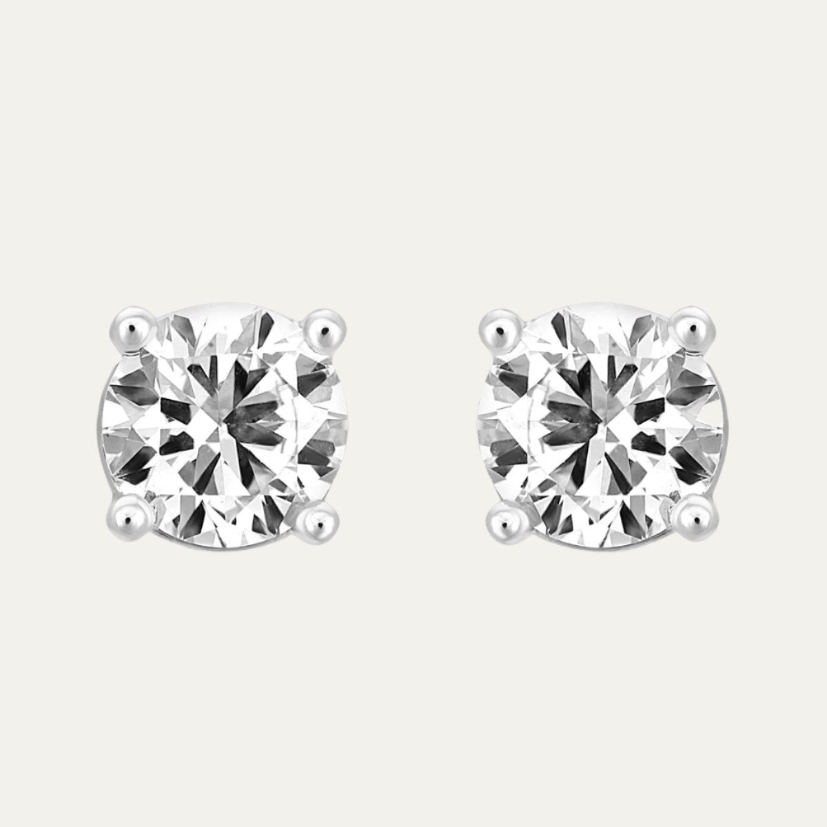 Aukera - Iconic Solitaire Studs