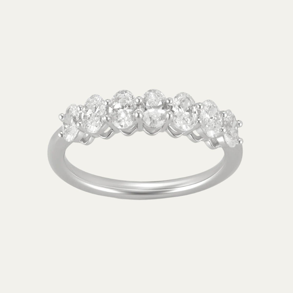 Aukera - Oval Splendor Eternity Band