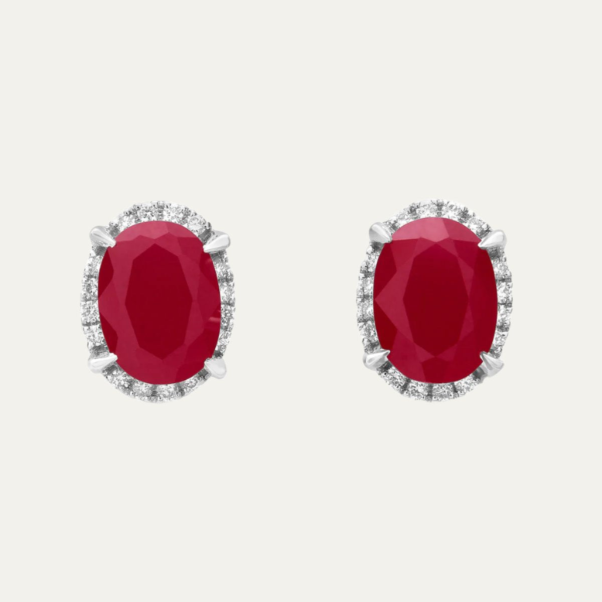 Aukera - Timeless Radiance Earrings