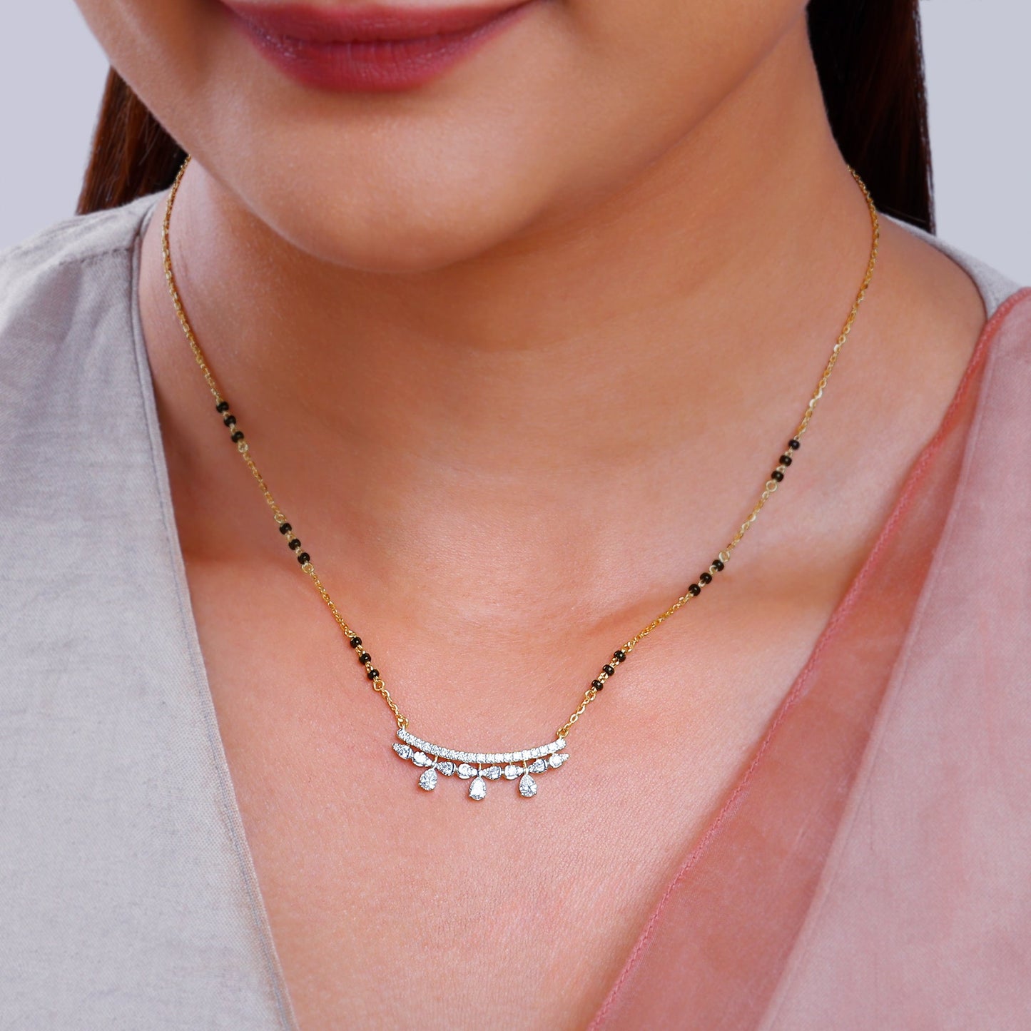 Gold Pavitra Diamond Mangalsutra