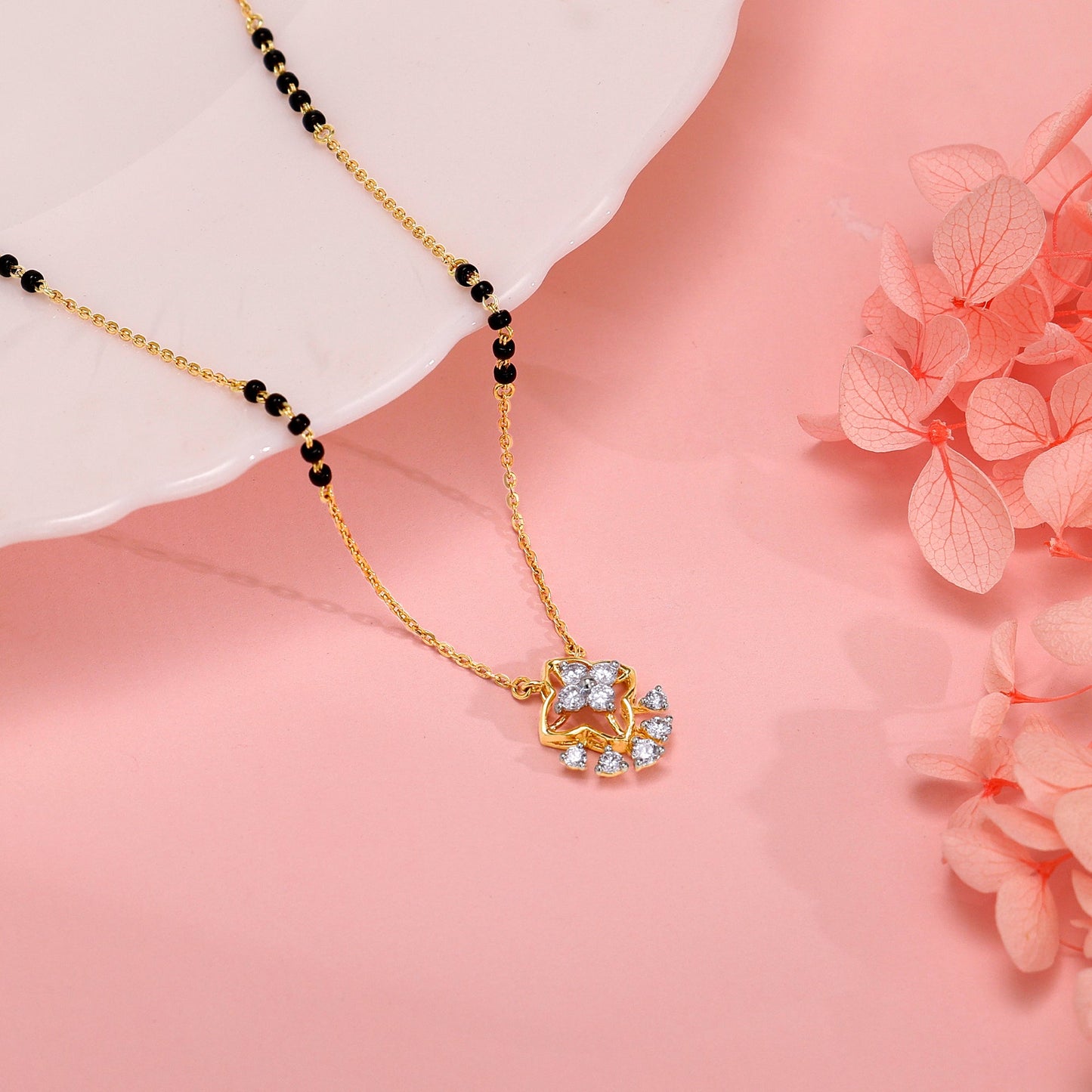 Gold Avni Diamond Mangalsutra