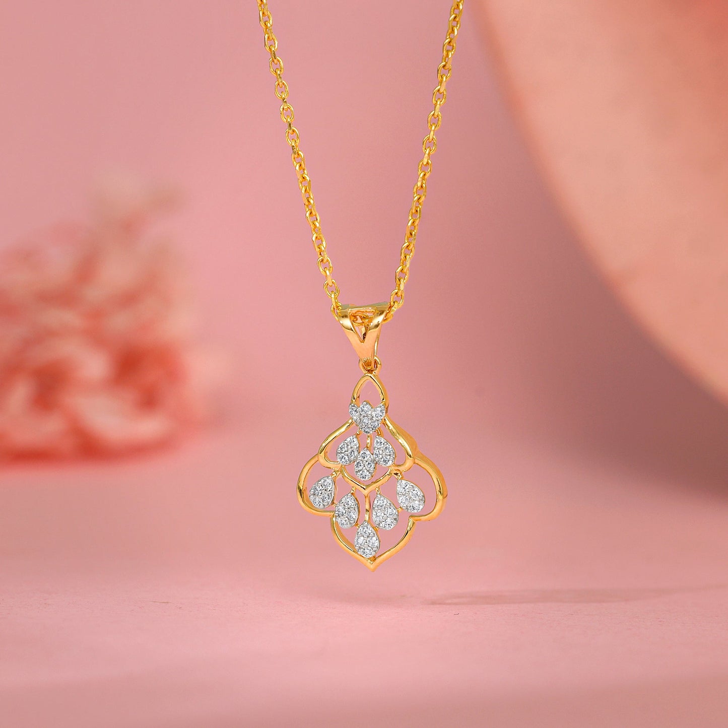 Gold Heart of Spade Diamond Pendant