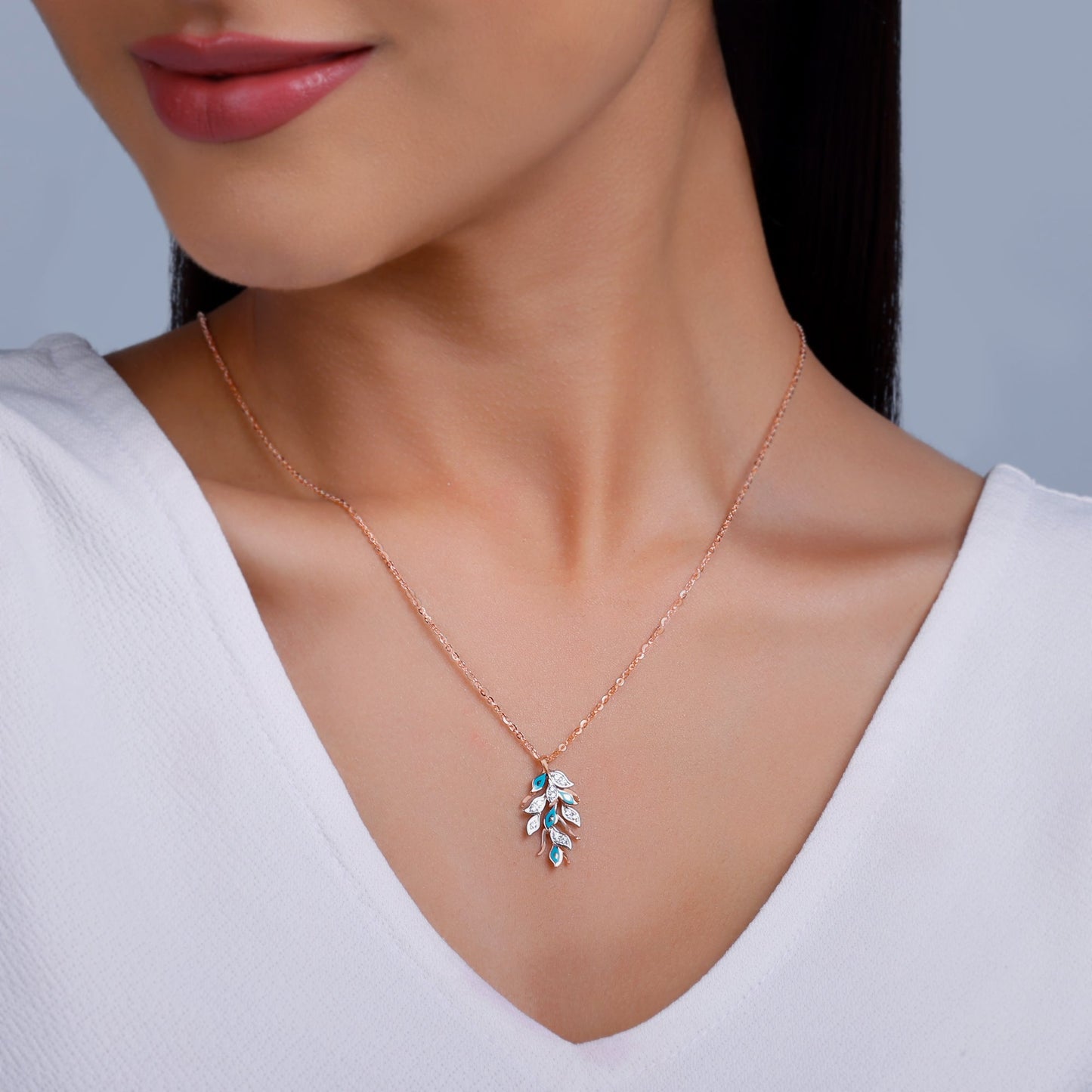 Rose Gold Niraja Diamond Pendant