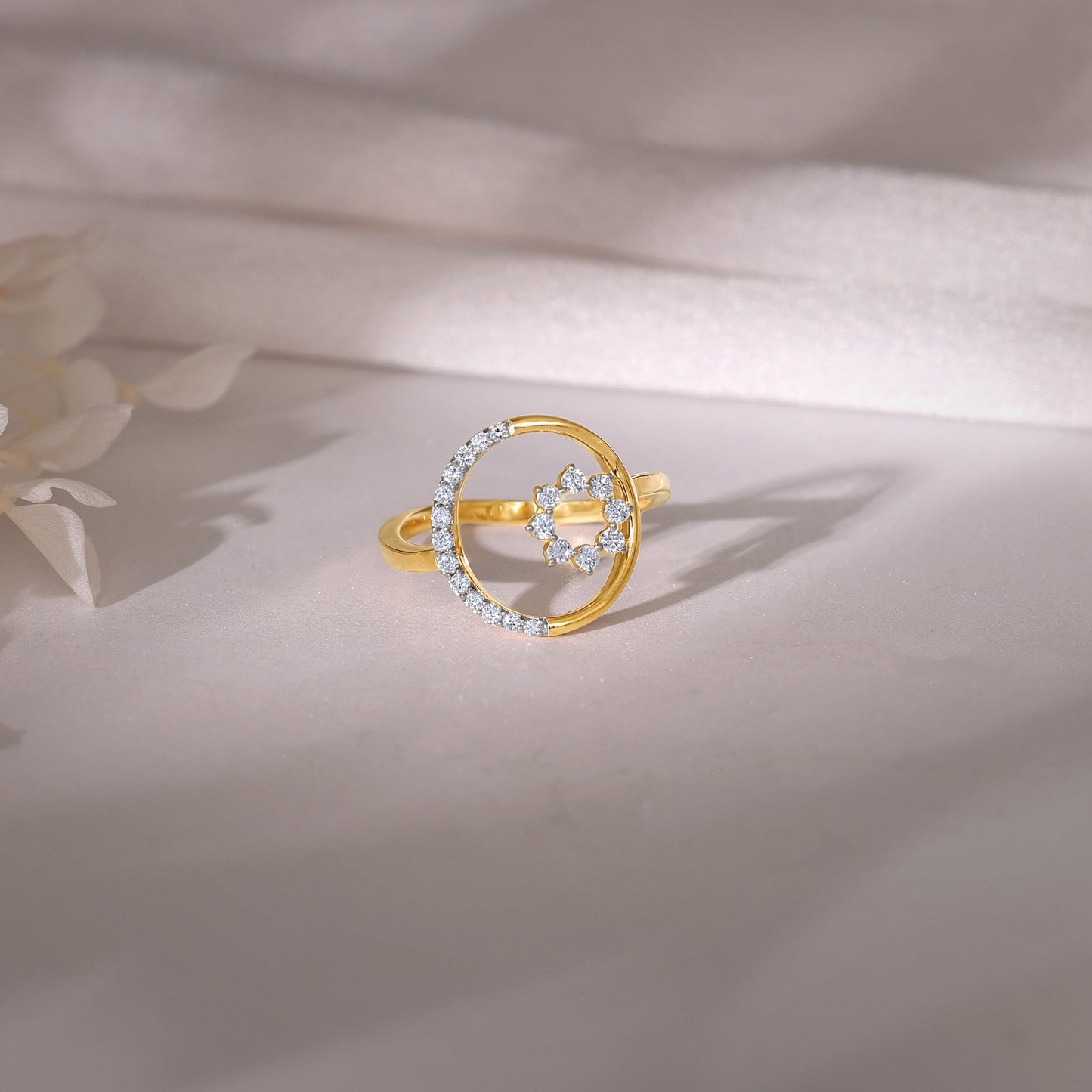 Gold Serene Flora Diamond Ring