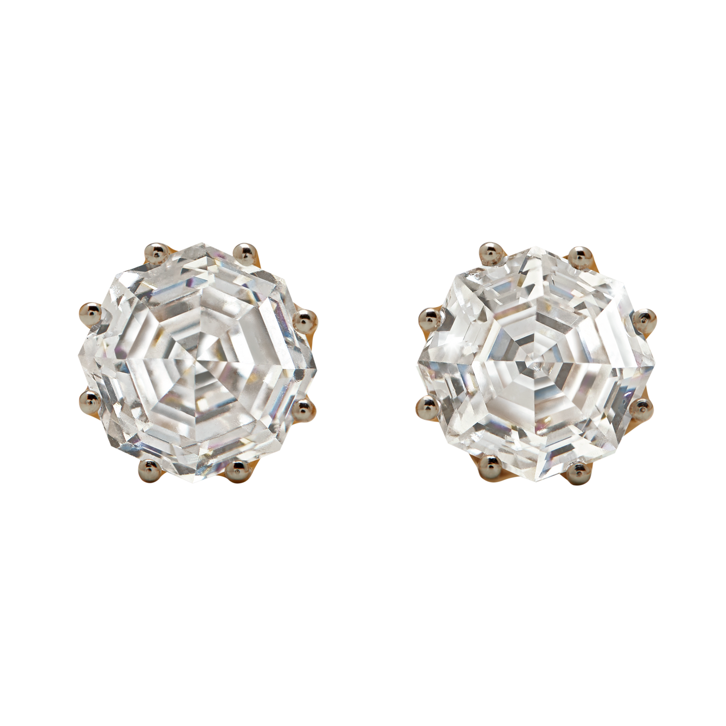 Aukera - Infinity Diamond Studs