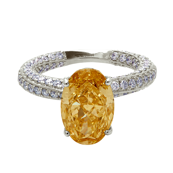 Aukera – Champagne Oval Grandeur Ring