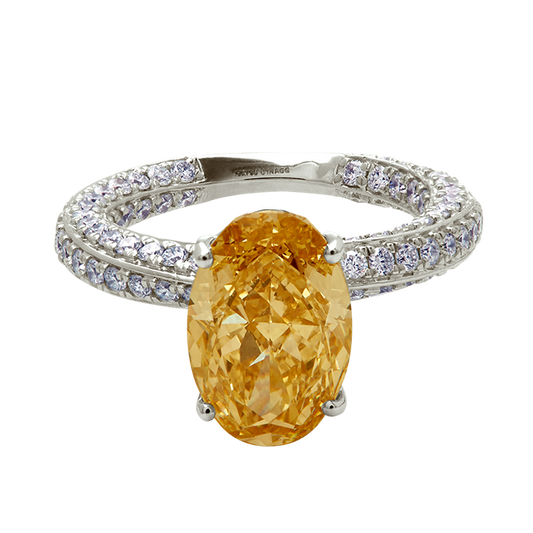 Aukera – Champagne Oval Grandeur Ring