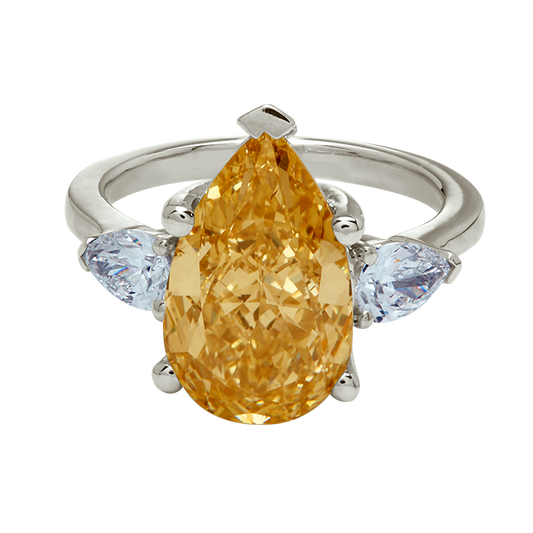 Aukera – Champagne Solstice Pear Ring