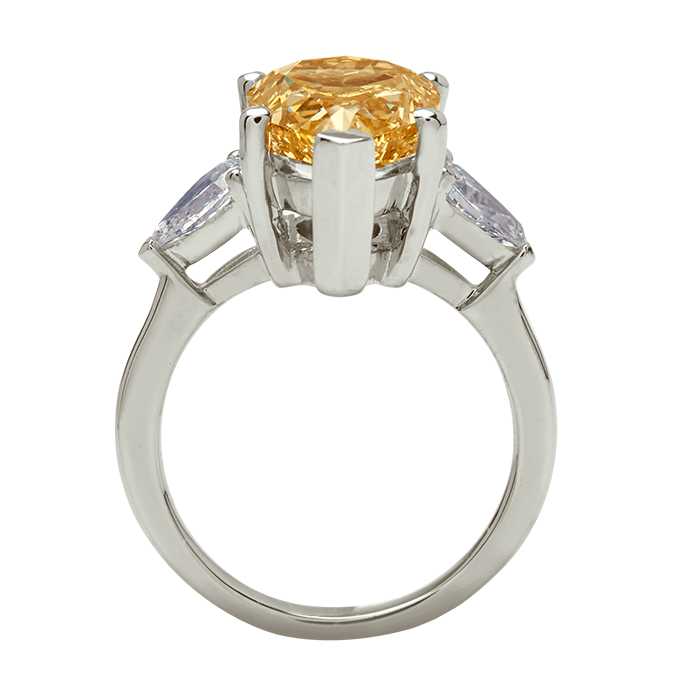 Aukera – Champagne Solstice Pear Ring