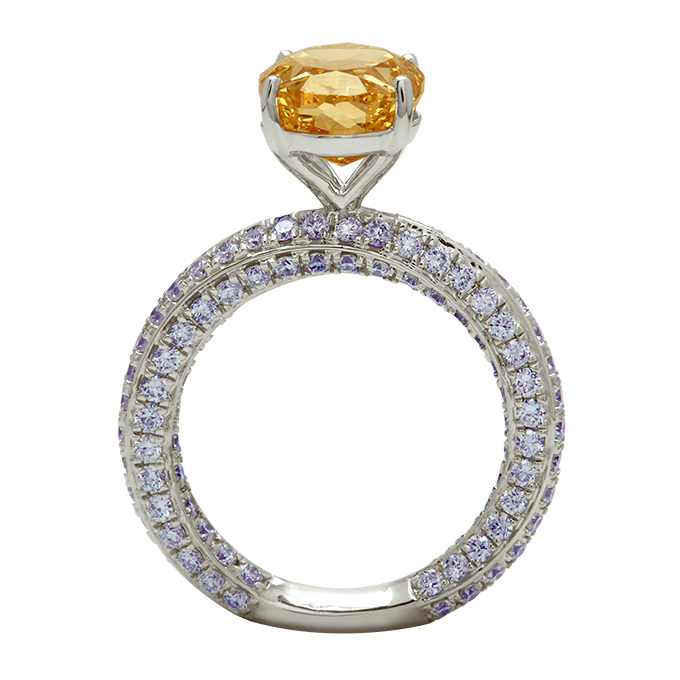 Aukera – Champagne Oval Grandeur Ring
