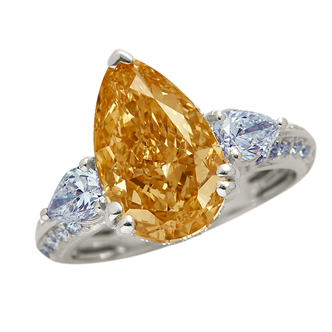 Aukera – Champagne Flame Pear Ring